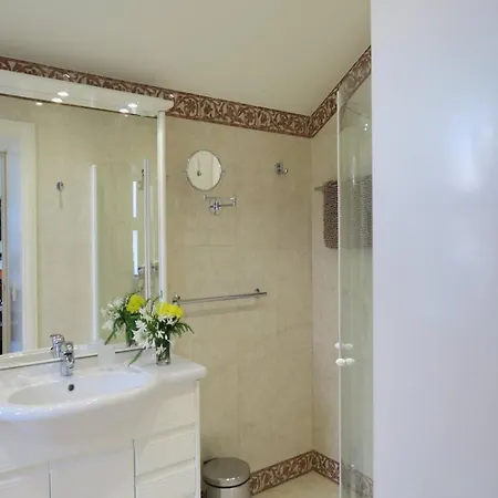 Luxury Villa In City Center Private Pool Villa Funchal (Madeira)