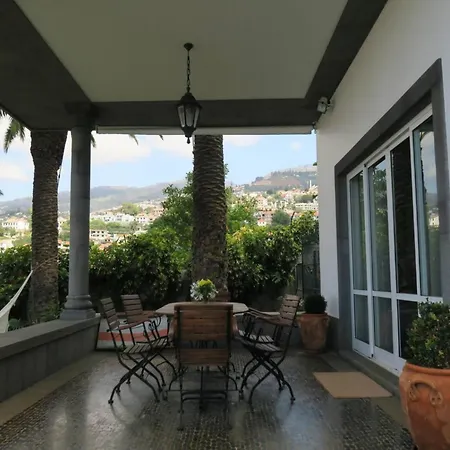 Villa Luxury Villa In City Center Private Pool